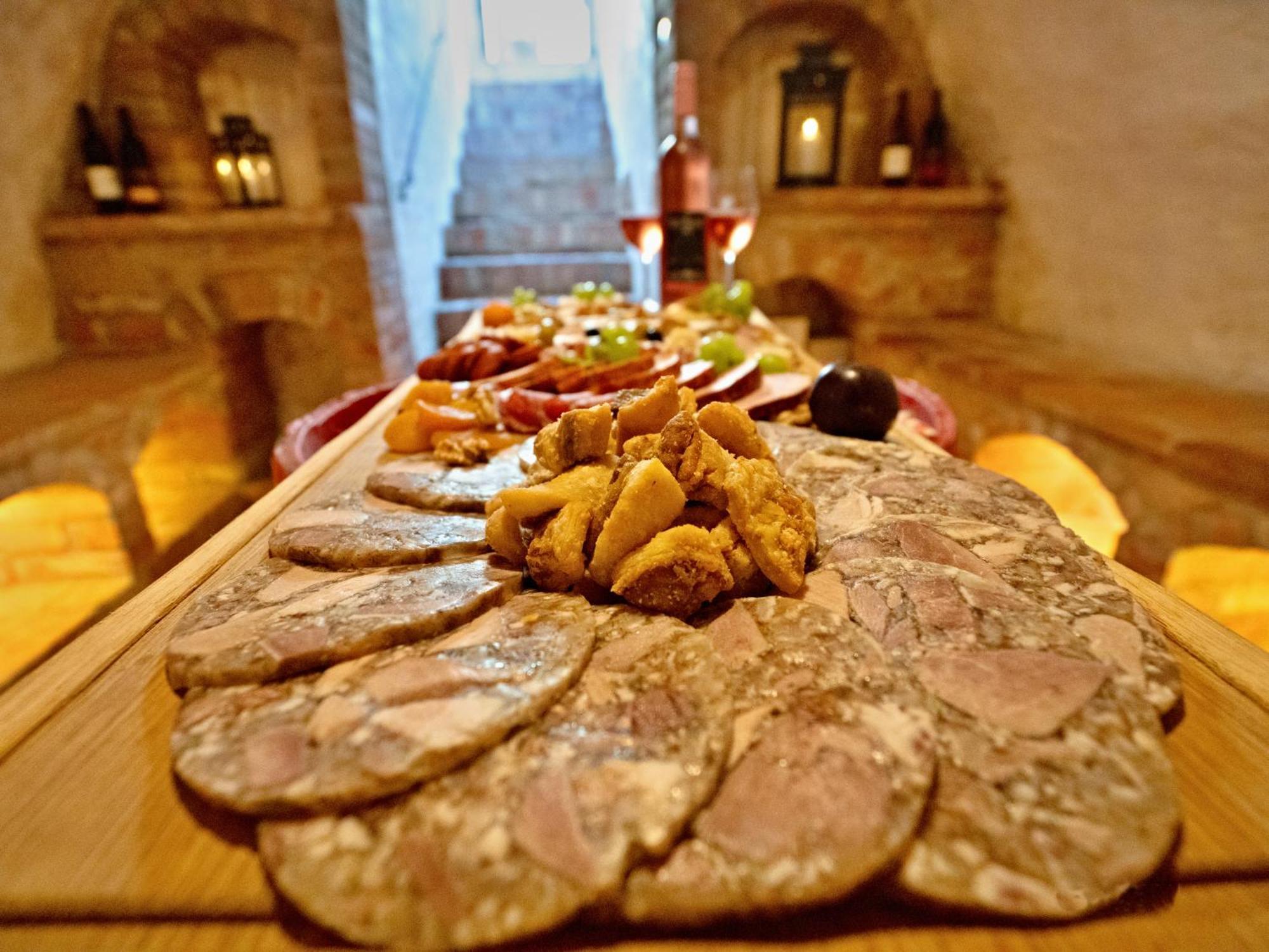 Penzion Trojna Lednice-Vhodne Na Svatby,Rodinne Akce,Teambuilding Exteriör bild