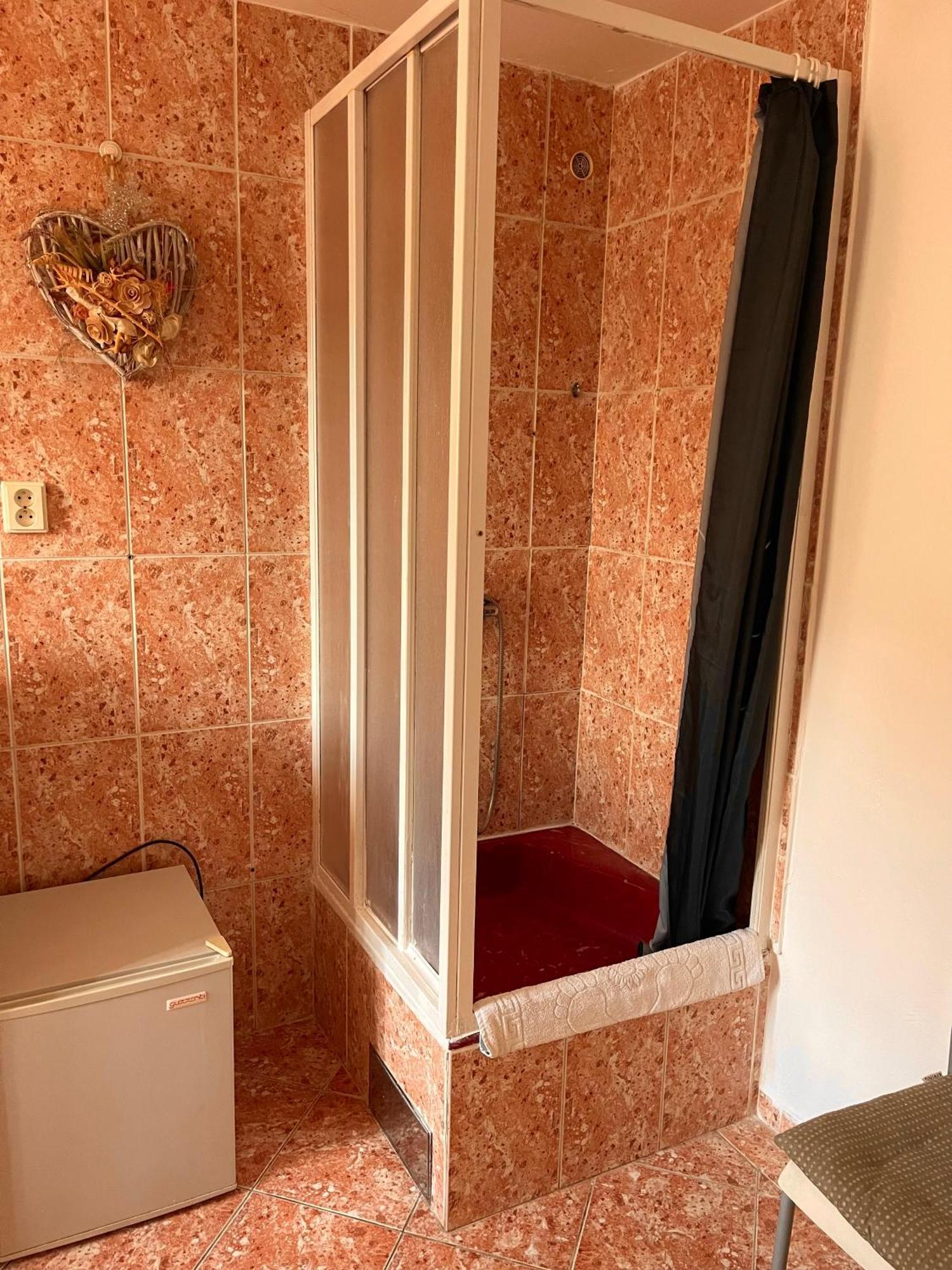 Penzion Trojna Lednice-Vhodne Na Svatby,Rodinne Akce,Teambuilding Exteriör bild