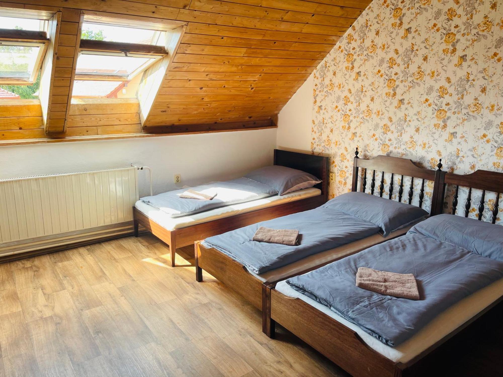 Penzion Trojna Lednice-Vhodne Na Svatby,Rodinne Akce,Teambuilding Exteriör bild